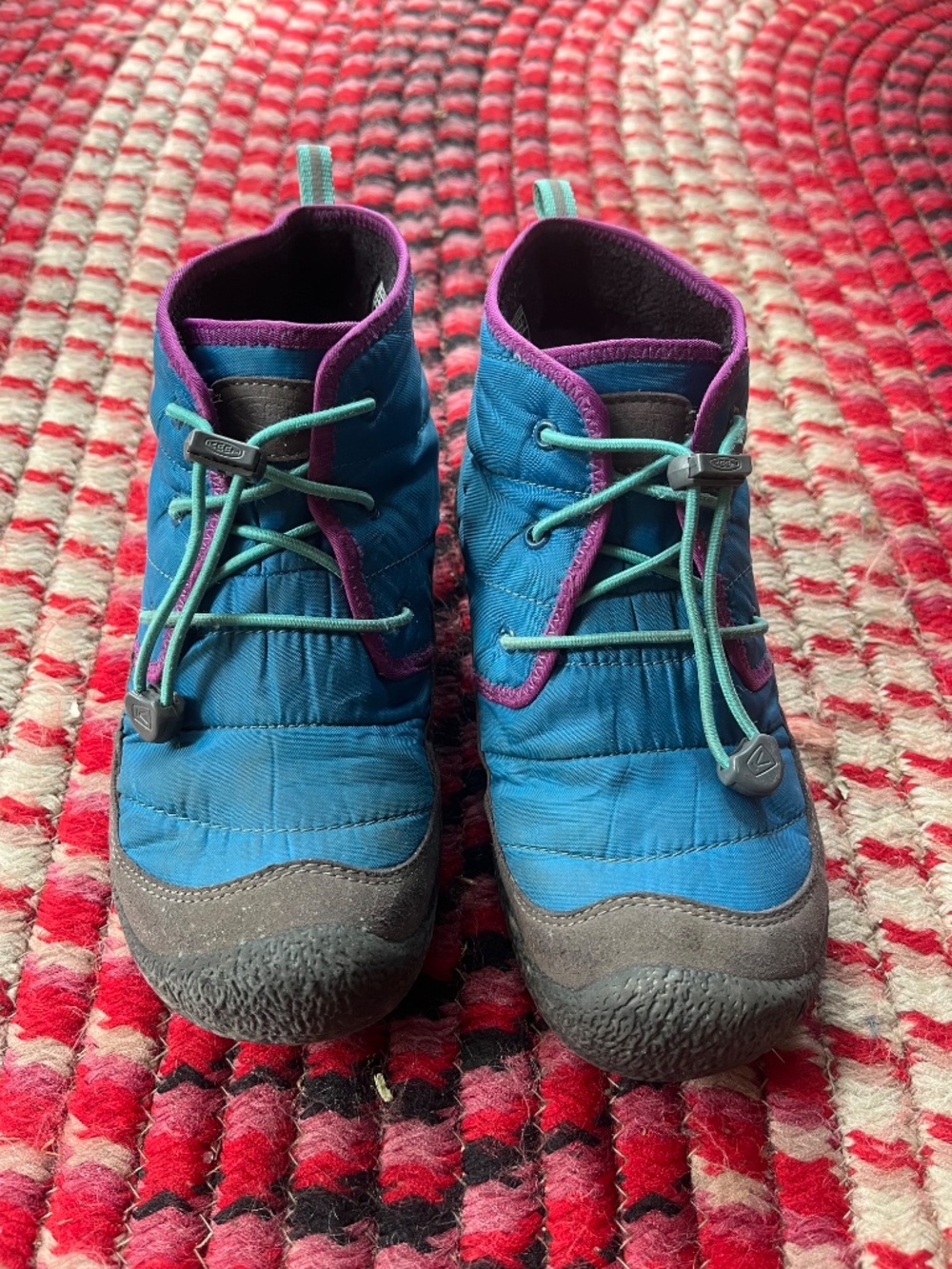 Girls Keen Chukka Howser Size 4 😍